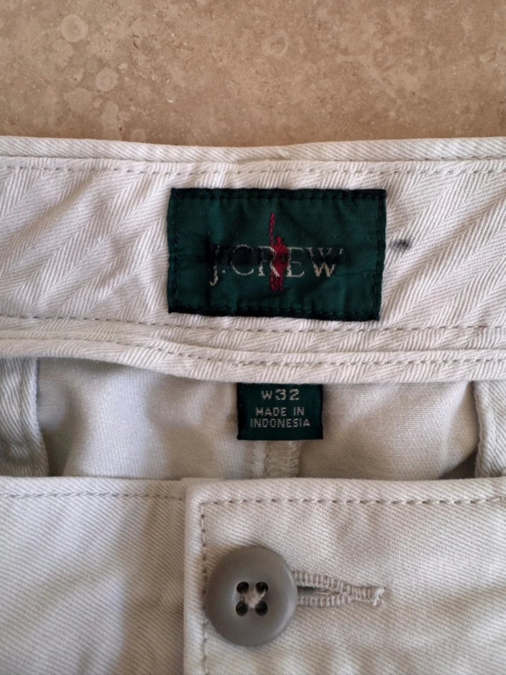 J Crew 8 Inch Classic Chino Short Sailcloth Ivory Mens Size 32